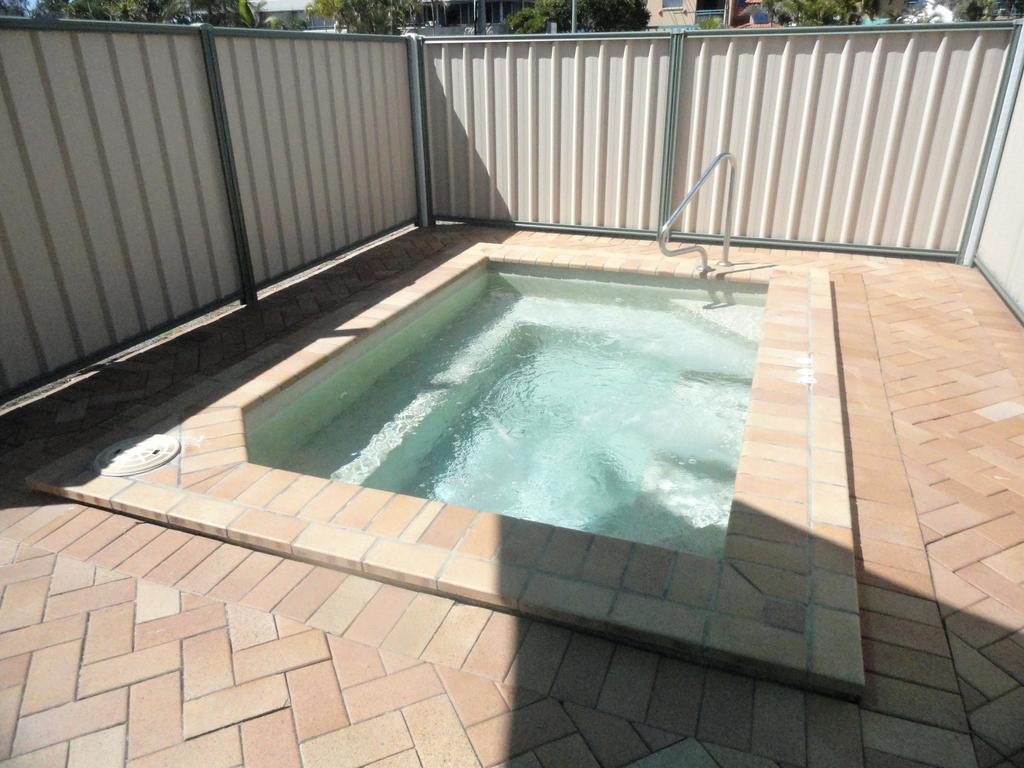 Queensleigh Holiday Apartments Broadbeach Exteriér fotografie