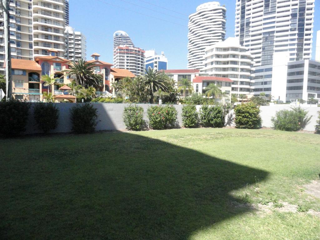 Queensleigh Holiday Apartments Broadbeach Exteriér fotografie